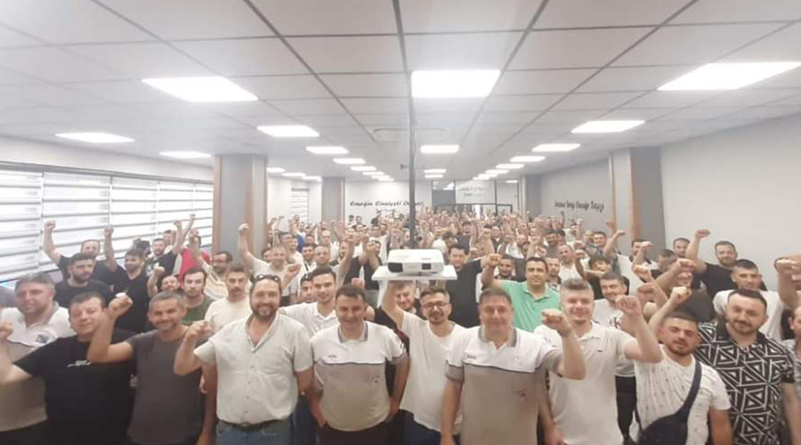 ÜYELERİMİZDEN ŞUBEMİZE ZİYARET