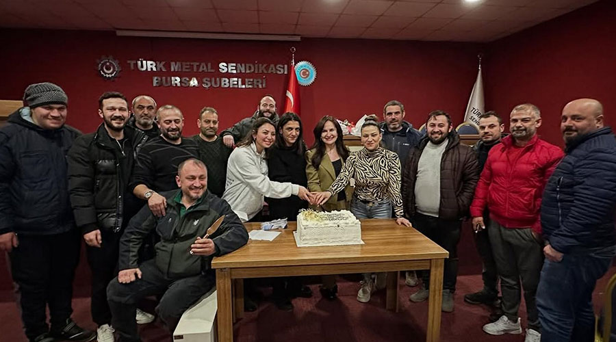 ÜYELERİMİZDEN SÖZLEŞME KUTLAMASI