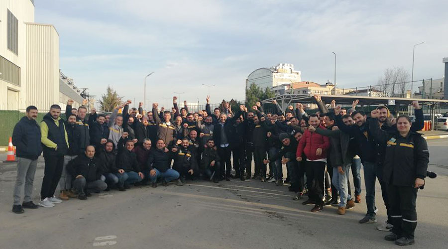 OYAK RENAULT'DA SÖZLEŞME SEVİNCİ