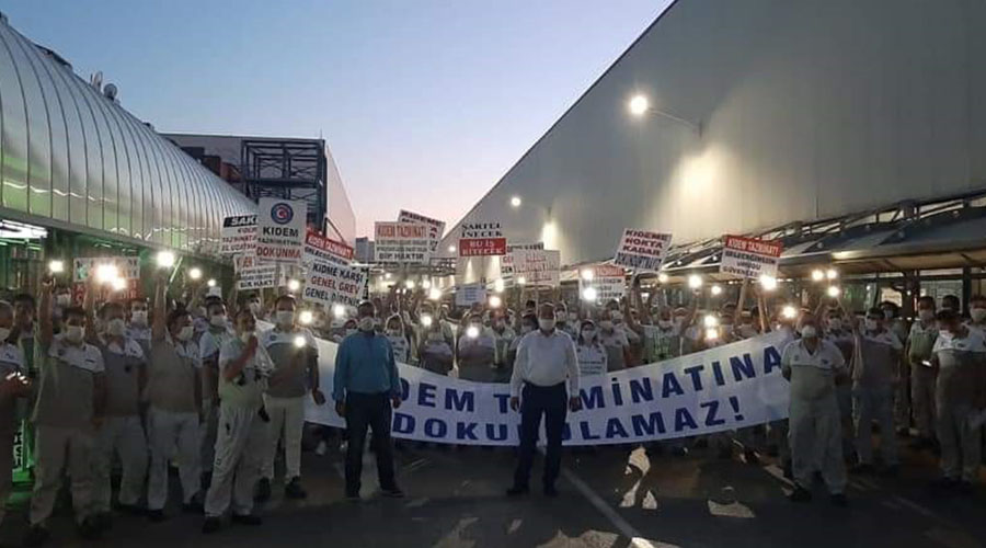 ÜYELERİMİZDEN KIDEM TAZMİNATI PROTESTOSU 