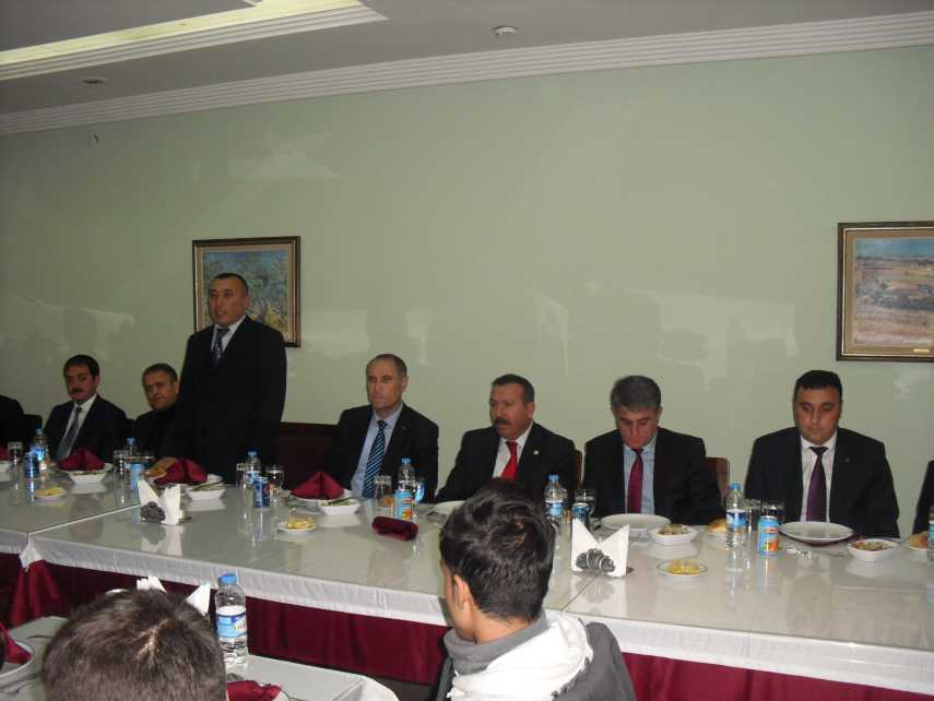 Genel Başkan Yardımcımız Muharrem ASLIYÜCE Türk Metal Spor futbolcularımızla Birlikte Yemekli Toplantı yaptı
