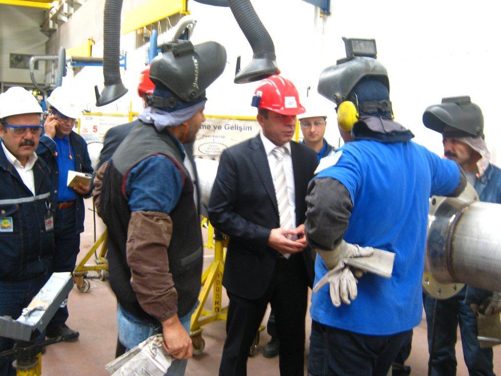 Çimtaş Boru ve Çimtaş Borulama Fabrikalarında T.İ.S Hakkında Bilgiler Verildi