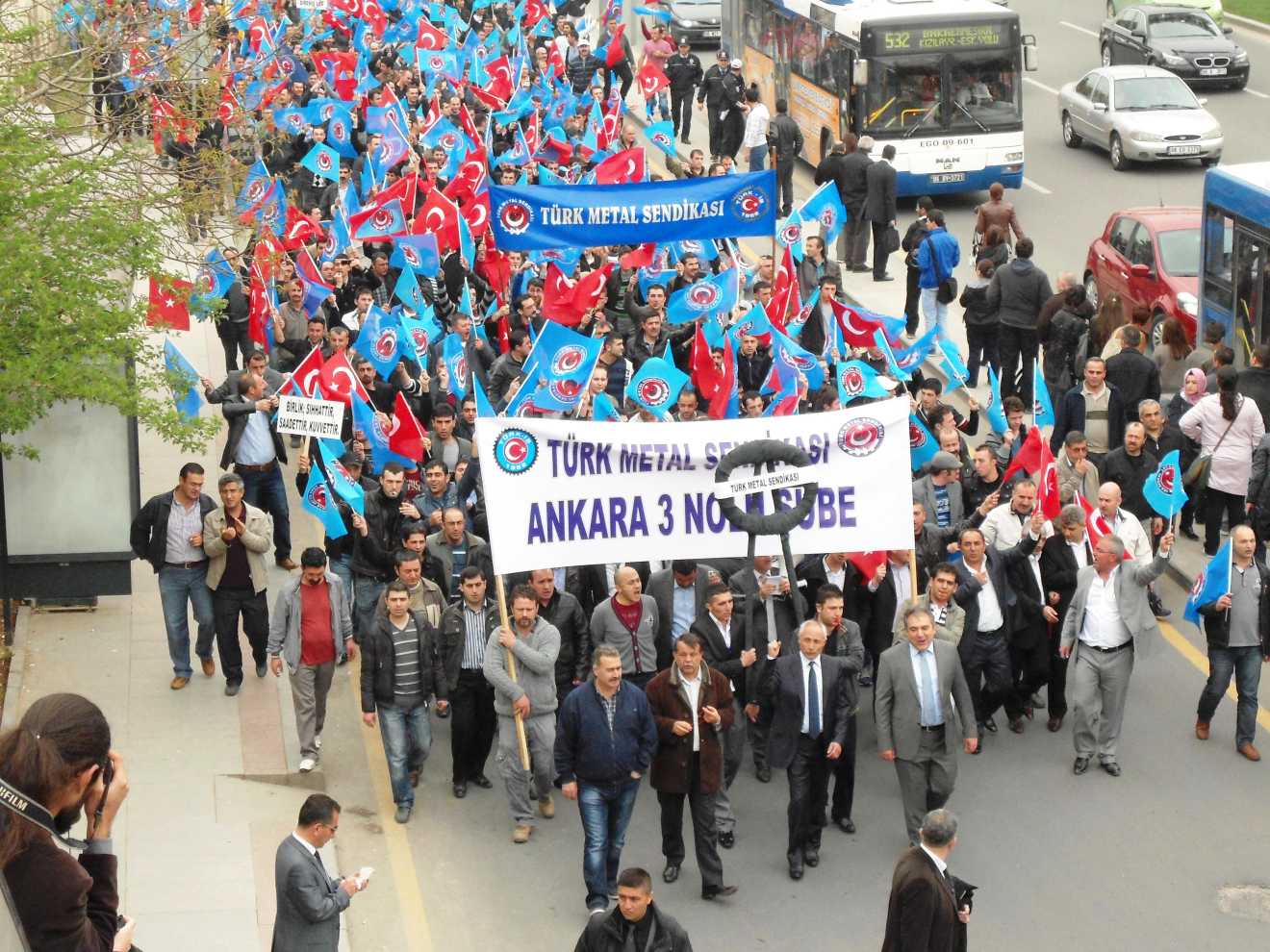 MESS Ankara Bürosu Önünde Basın Açıklaması