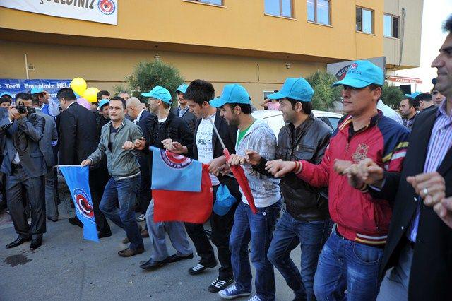 Metal işçisi tarih yazıyor