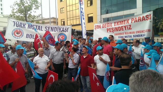 Anadolu Rulman İşçisi Holding Kapısına Dayandı