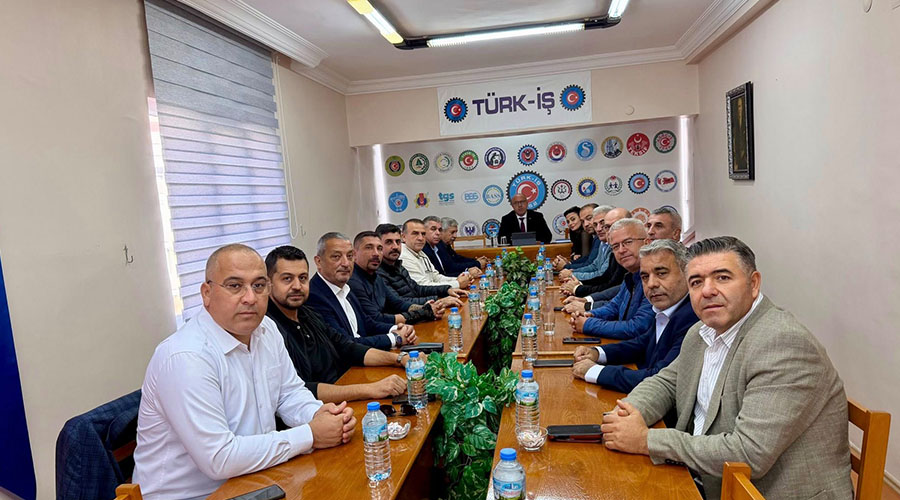 TÜRK-İŞ İZMİR ŞUBE BAŞKANLAR KURULU TOPLANTISI