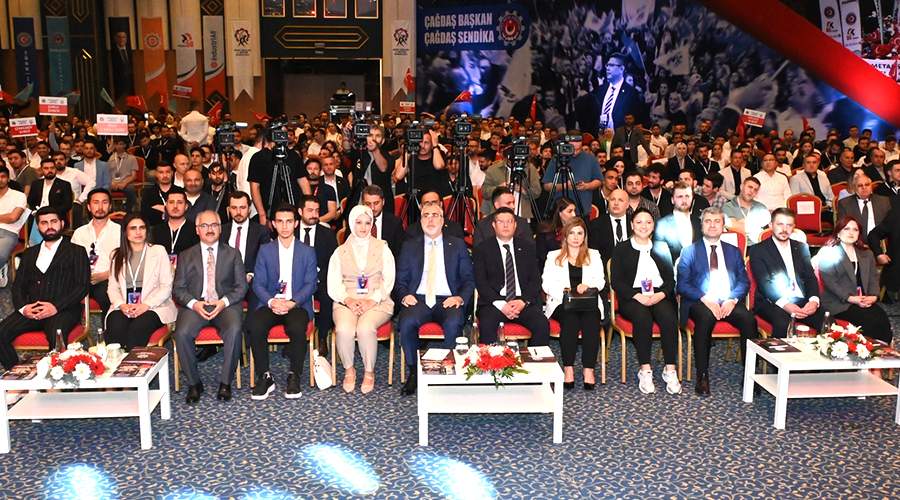 GENÇ İŞÇİLER 2. BÜYÜK KURULTAYI ANKARA’DA TOPLANDI