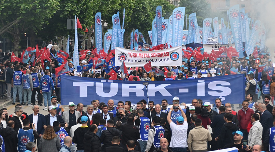 1 MAYIS EMEK VE DAYANIŞMA GÜNÜ’NÜ BURSA’DA KUTLADIK