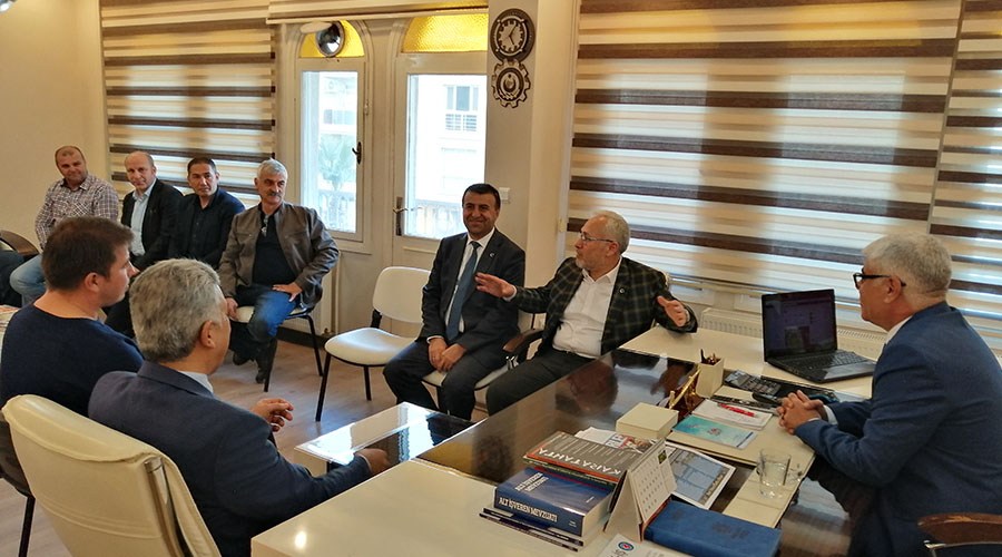 AK PARTİ İLÇE TEŞKİLATINDAN ŞUBEMİZE ZİYARET
